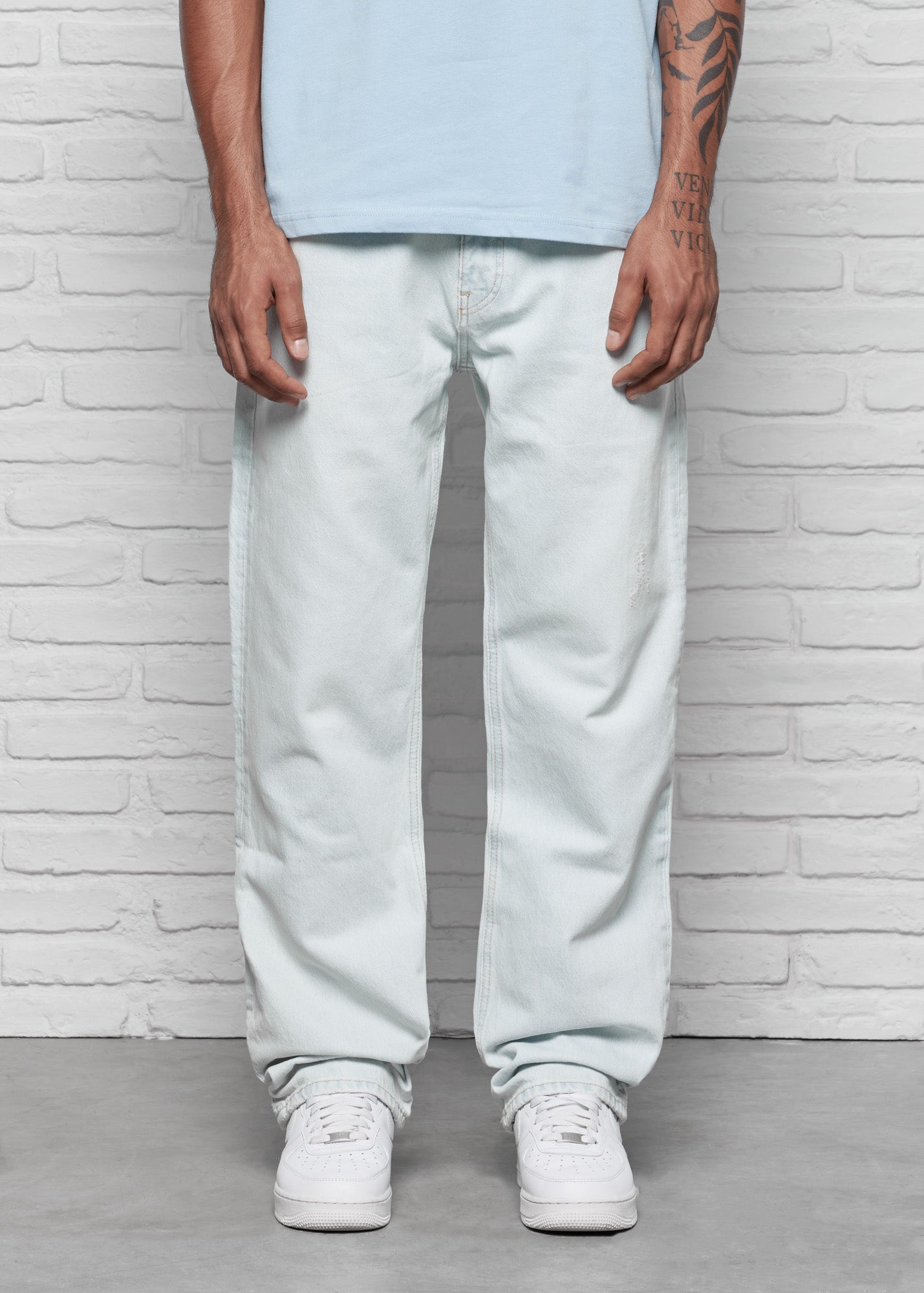 Straight Ice Jeans